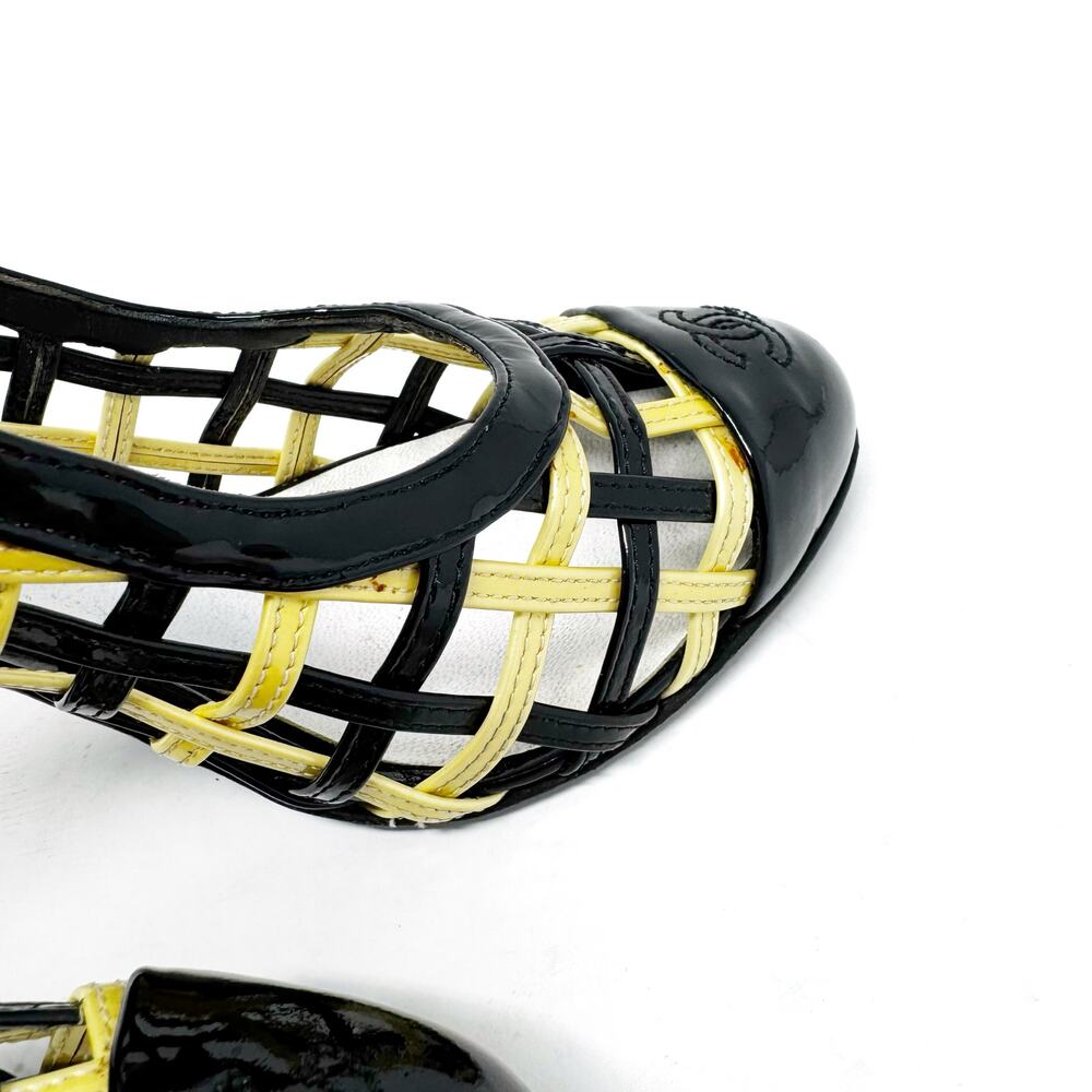 Chanel Black Patent Lattice Heels Yellow Trim CC Logo Pumps EU 39 - Picture 8 of 11